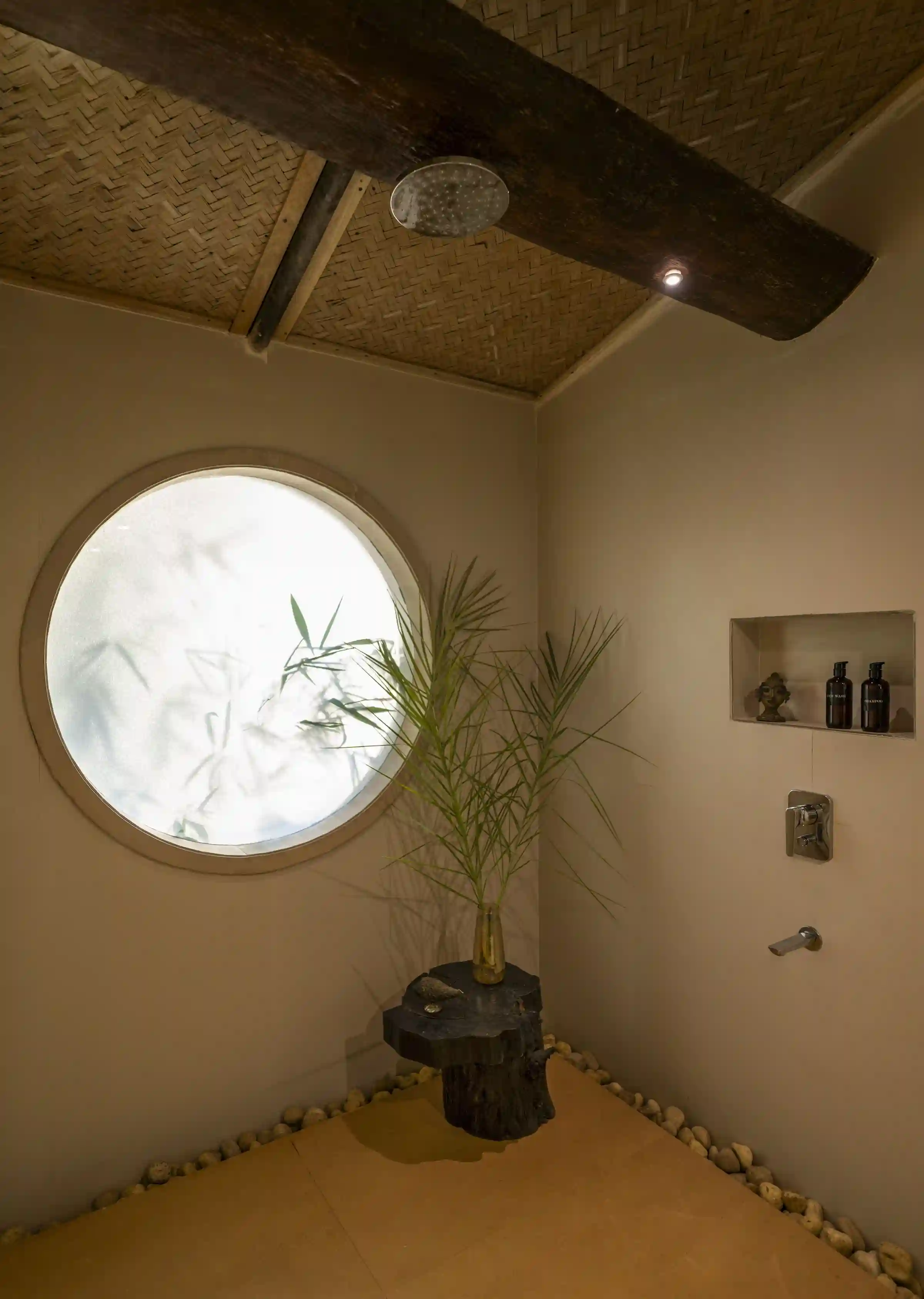 Gondia cottage seating nook